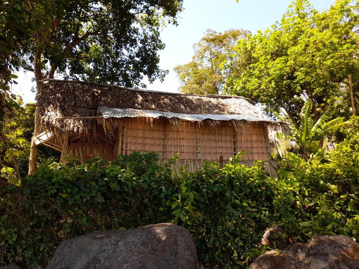 El Bamboo Cabins Balgue Екстер'єр фото
